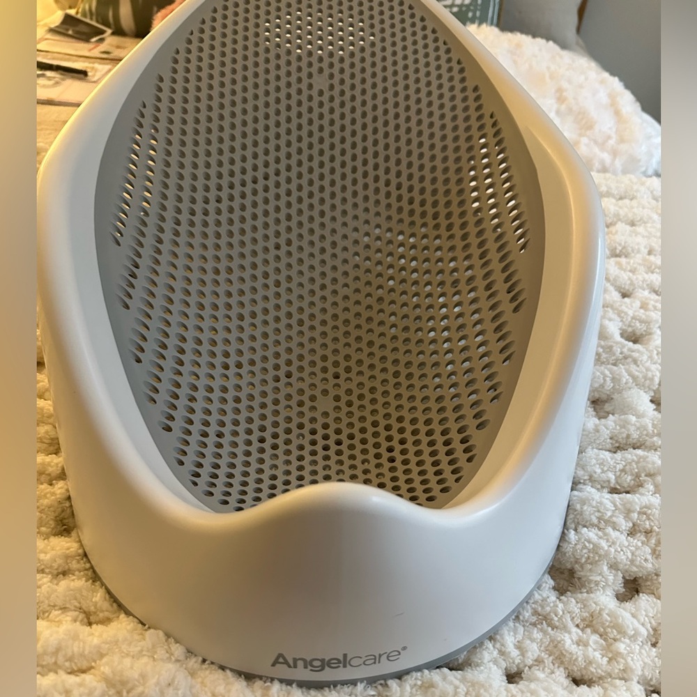 NEW Angelcare Bath Support